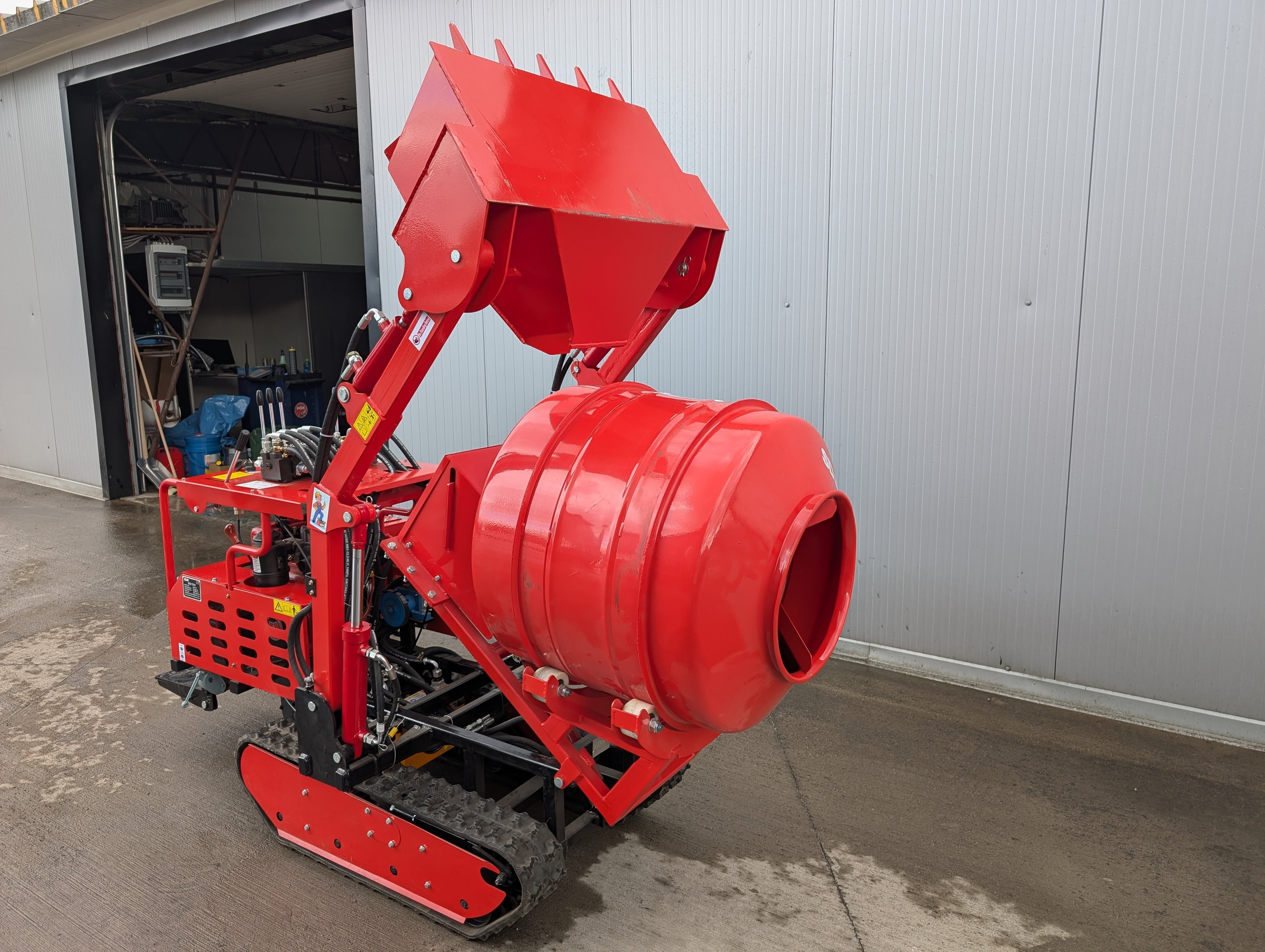 Samonakladacia miešačka 350l